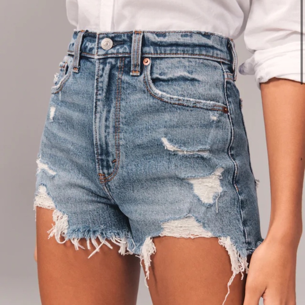 Abercrombie Mom Short